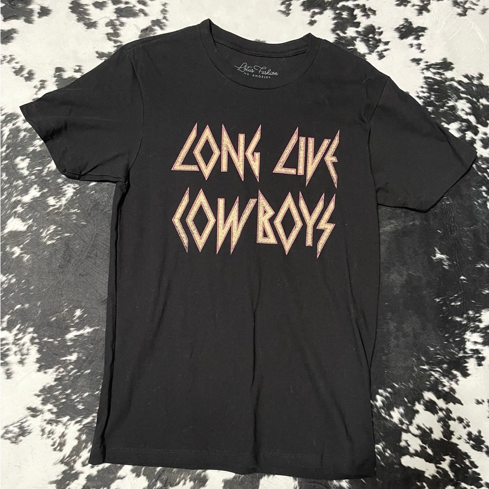 Lotus Fashion Long Live Cowboys Graphic Tee
